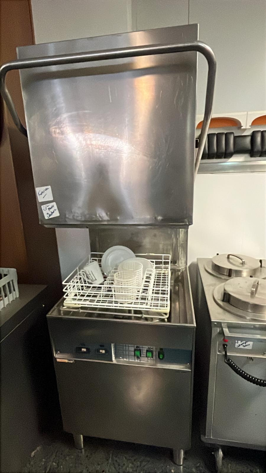 Lavavajillas de capota Silanos NE-1000 profesional – Toledo