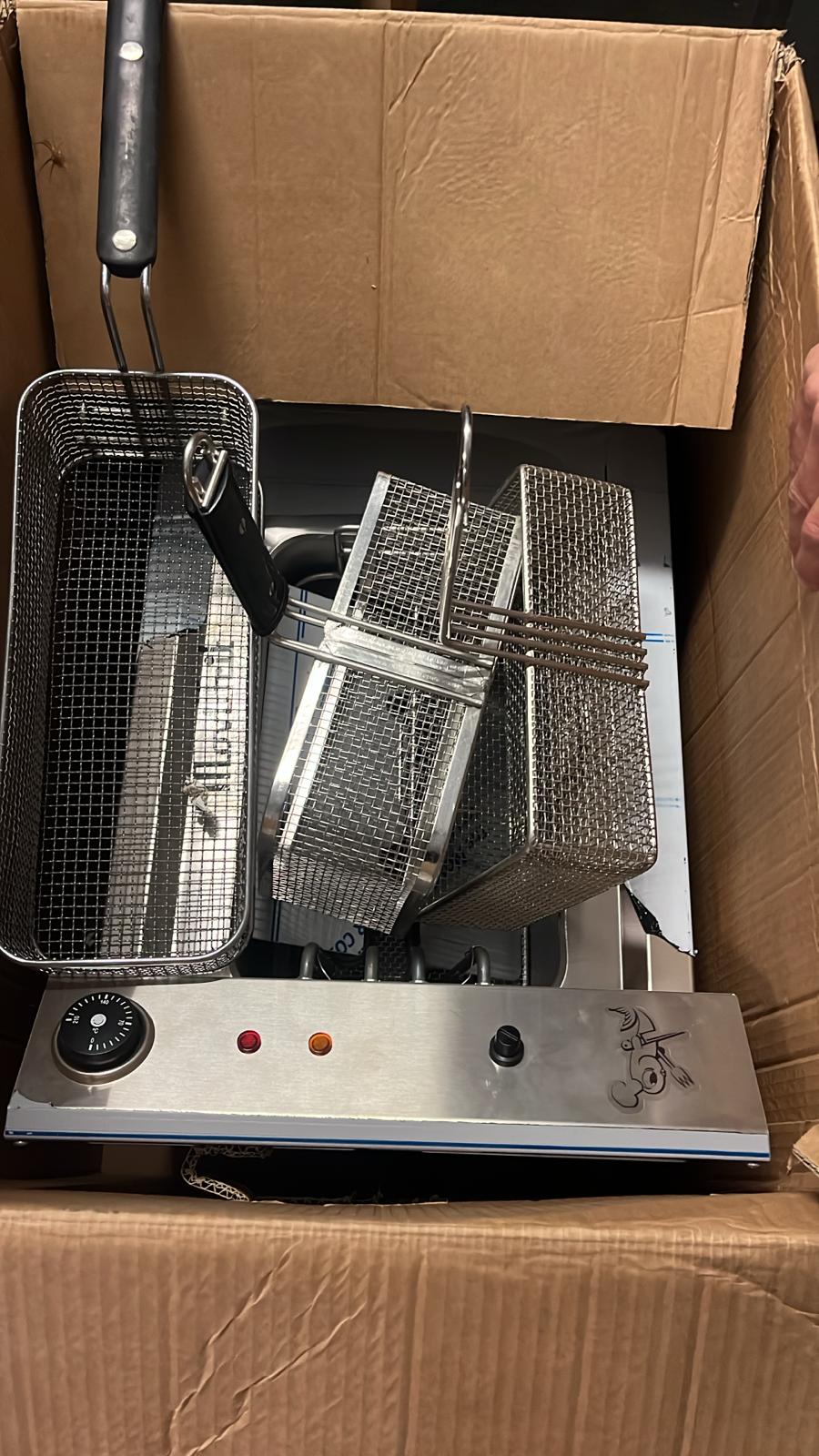 Freidora Eléctrica Doble Cubeta Acero Inox – Nueva en Caja con Cestas