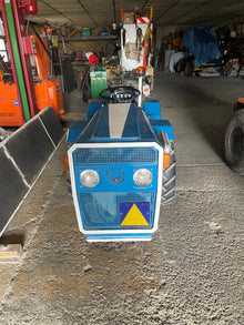 Tractor articulado EBRO A30L 4x4 restaurado estado impecable