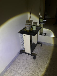 Mesa Auxiliar de Oficina con Ruedas - Soporte CPU