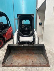 Minicargadora Bobcat S450 2021 con joystick y ruedas macizas - imagen 5